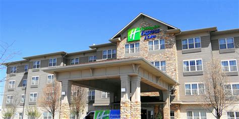 hotels in roselle|The best available hotels & places to stay near Roselle, IL.
